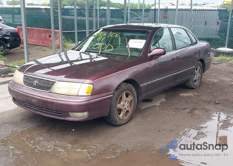 1998 Toyota Avalon Xls z USA, uszkodzony, nr VIN 4T1BF18B4WU288217